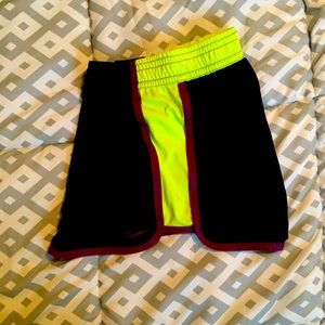 Nike XL unlined running gym shorts black